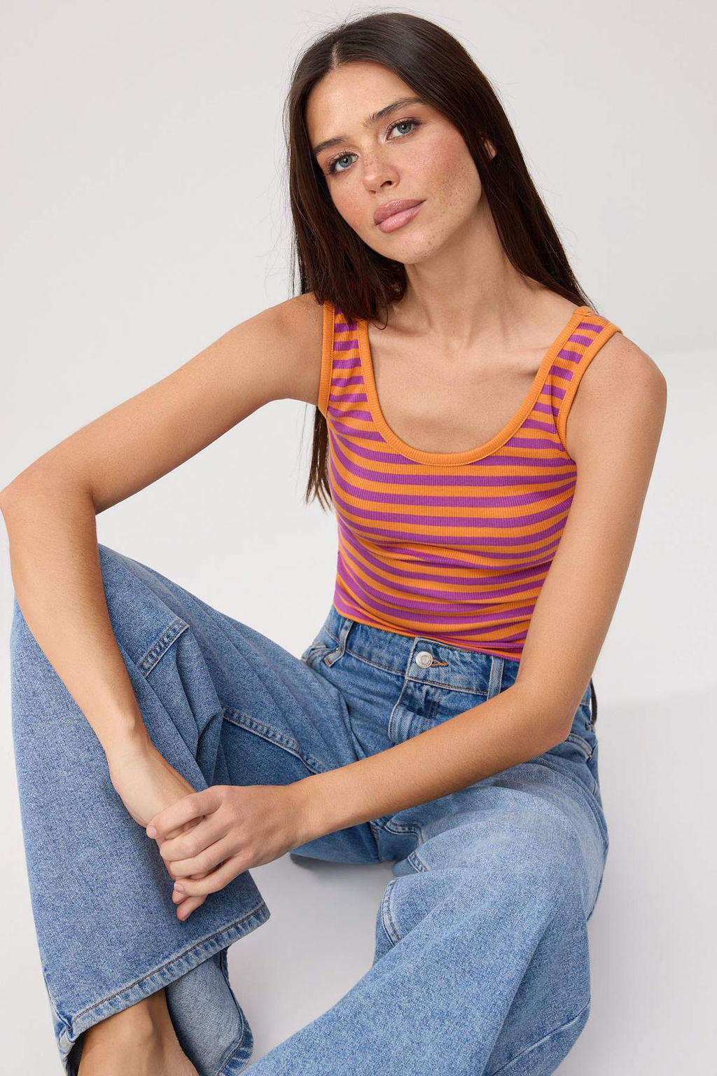 _ok Renkli _izgili Fitted Halter Yaka Standart Kol Kolsuz Fitilli Esnek _rme Atlet TWOSS26AL00045 - Trendyolmilla фото 2