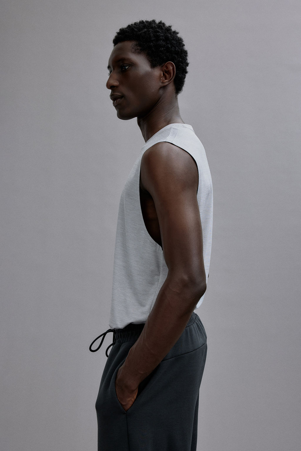 Camiseta de deporte con DryMove Regular Fit - H&m фото 9