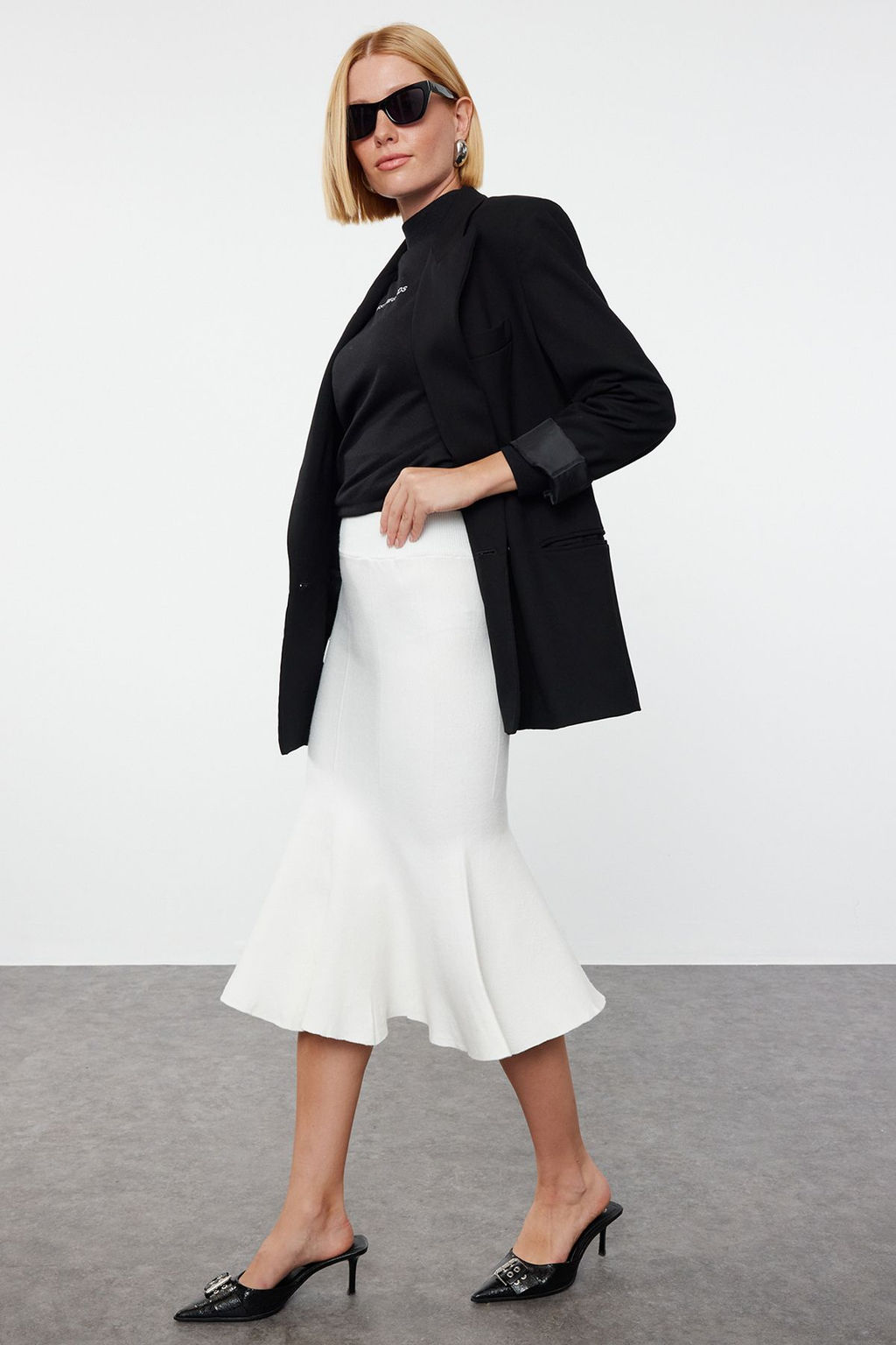 TRENDYOLMILLA Kemik Premium Iplik/Ozel Iplik Midi Boy Triko Etek TWOAW25ET00001  фото 2