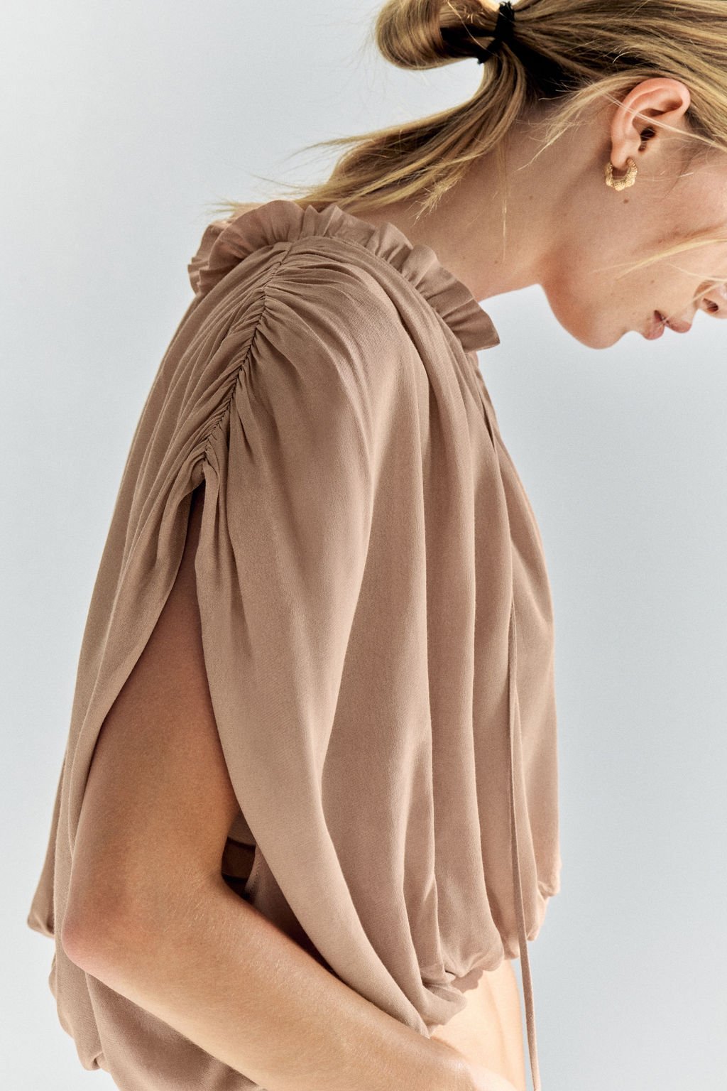 Oversized bubble-hem blouse - H&m фото 4