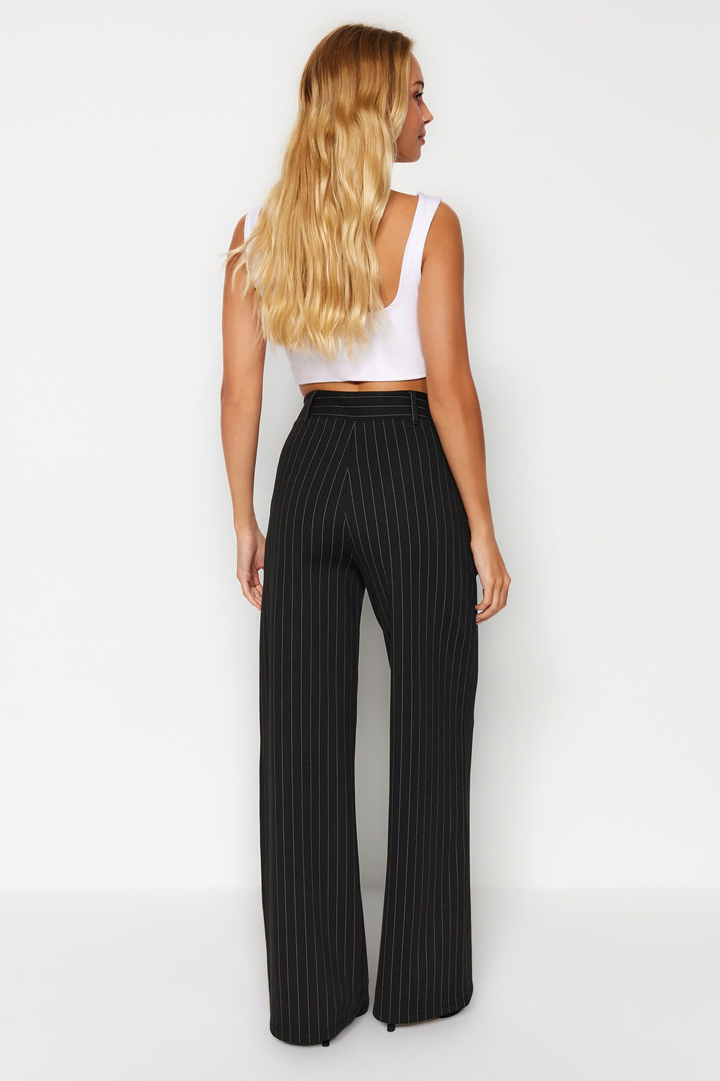 Siyah Cizgili Straight Fit Yuksek Bel Orme Pantolon TWOAW24PL00222 - Trendyolmilla фото 6