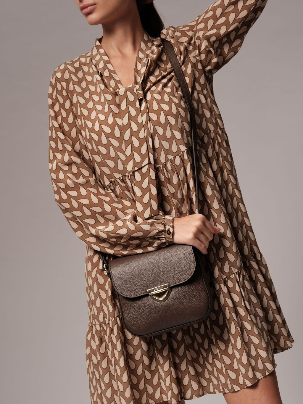 Сумка кожаная через плечо Deboro 3158 коричневый торф