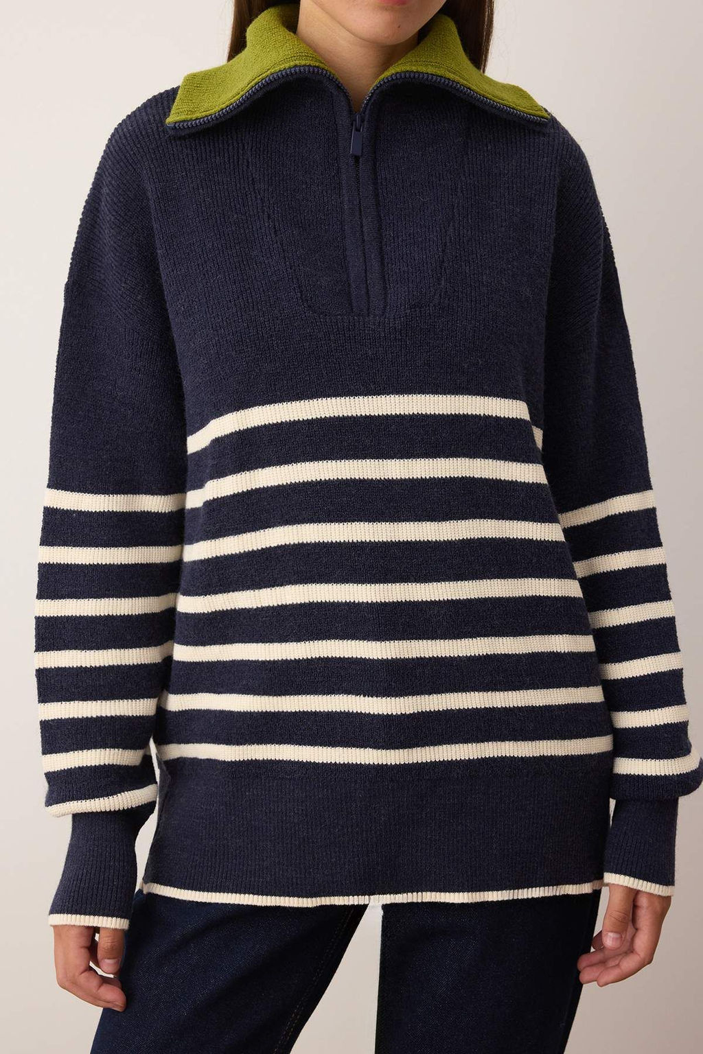 Lacivert Yumusak Dokulu Genis Kal?p Devrik Yaka Triko Kazak TWOAW26KZ00156 - Trendyolmilla фото 3