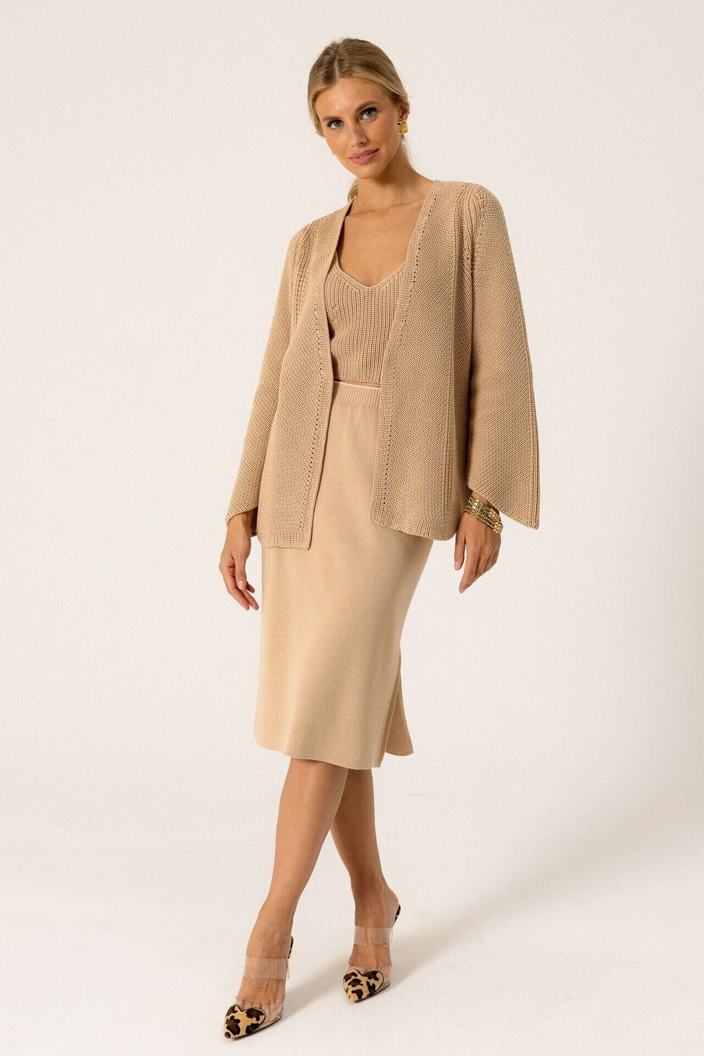 SS-2550 топ женский бежевый - Mozart фото 3