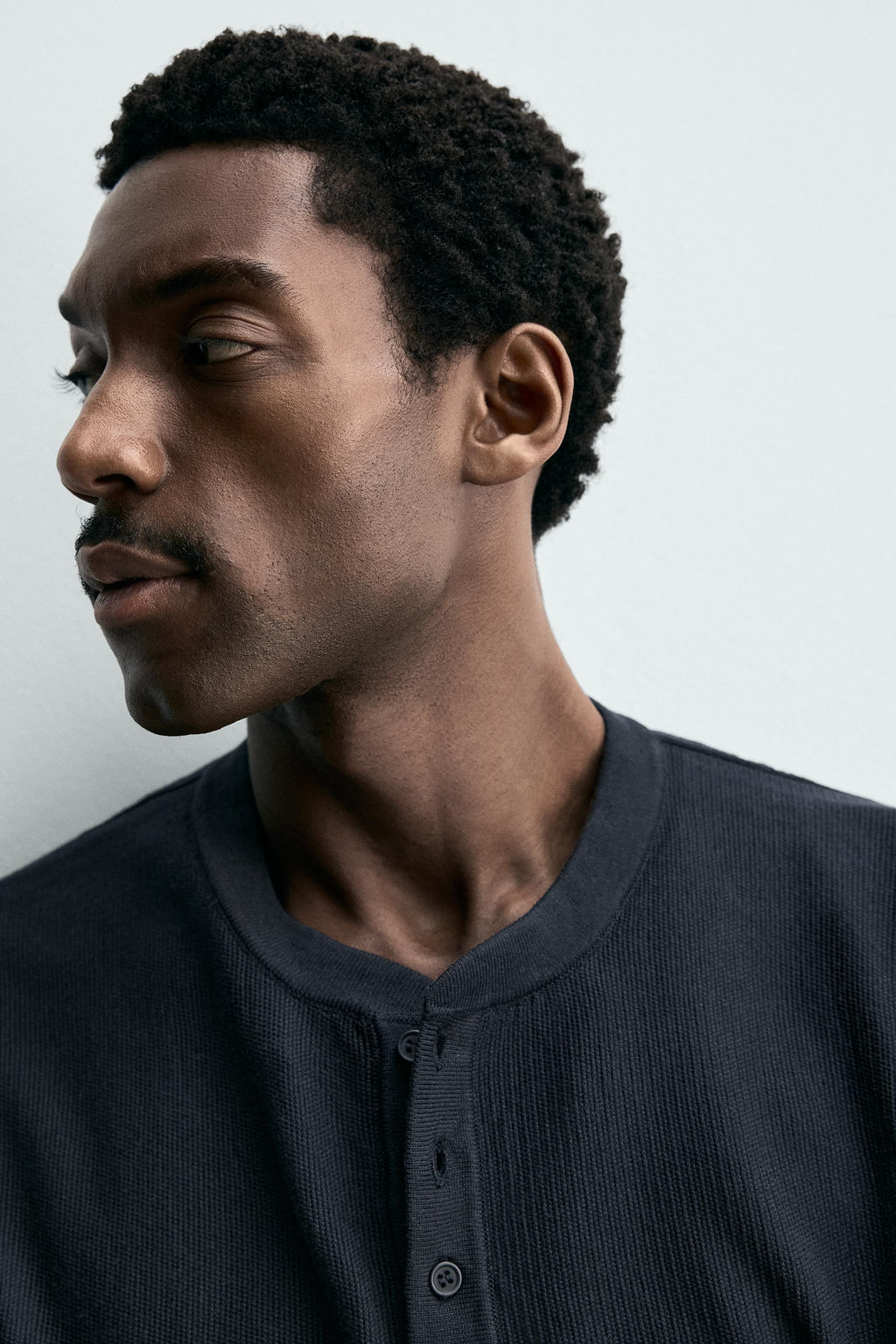 CAMISETA PUNTO CUELLO PANADERO / Marino oscuro - Zara фото 5