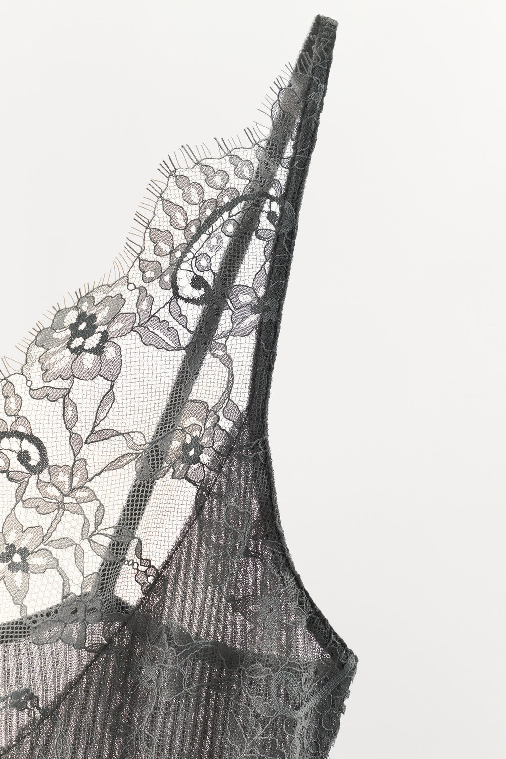 TOP PUNTO TIRANTES ENCAJE / Gris - Zara фото 5