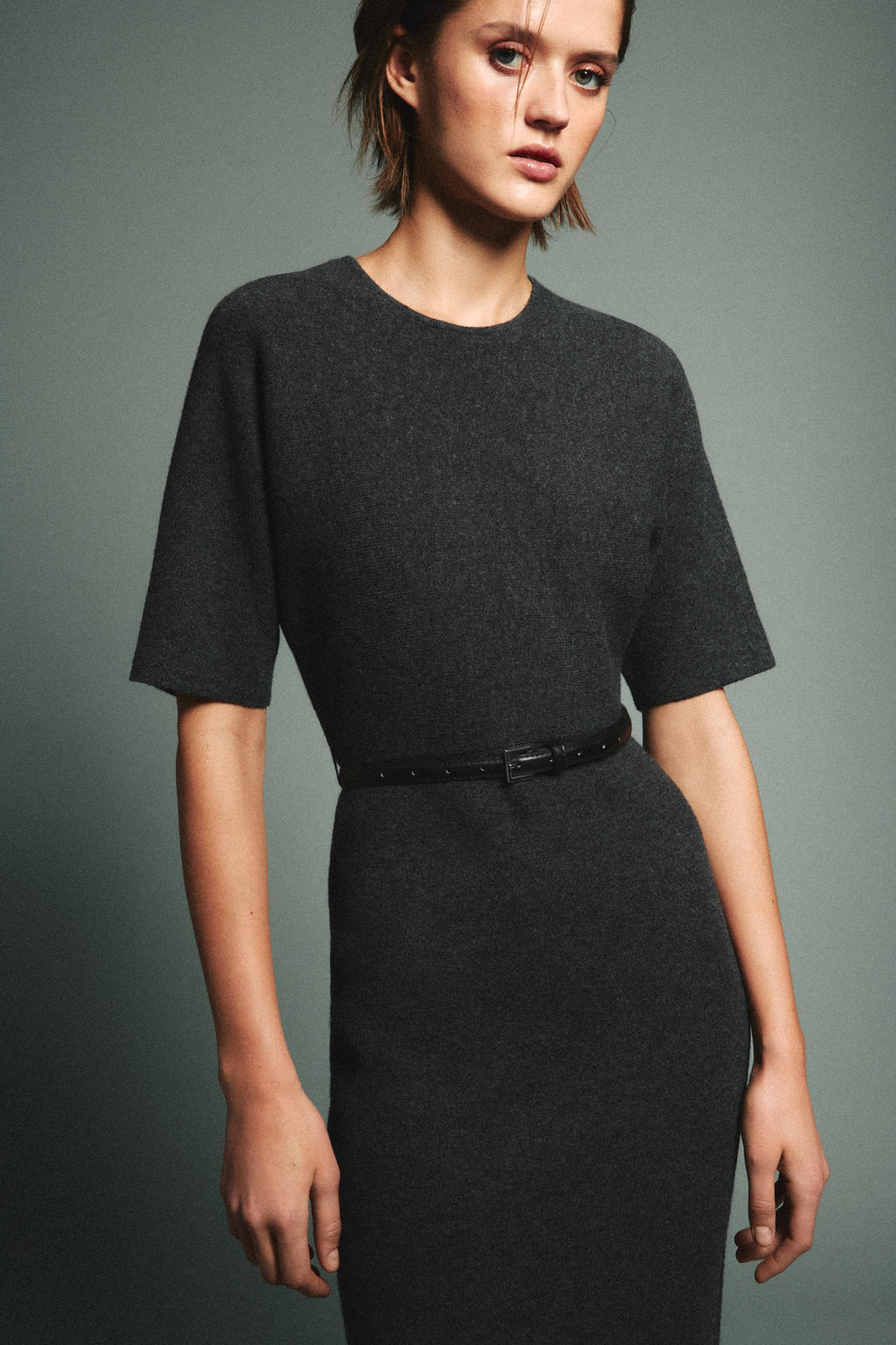 VESTIDO MIDI CINTUR?N / Gris - Zara фото 2