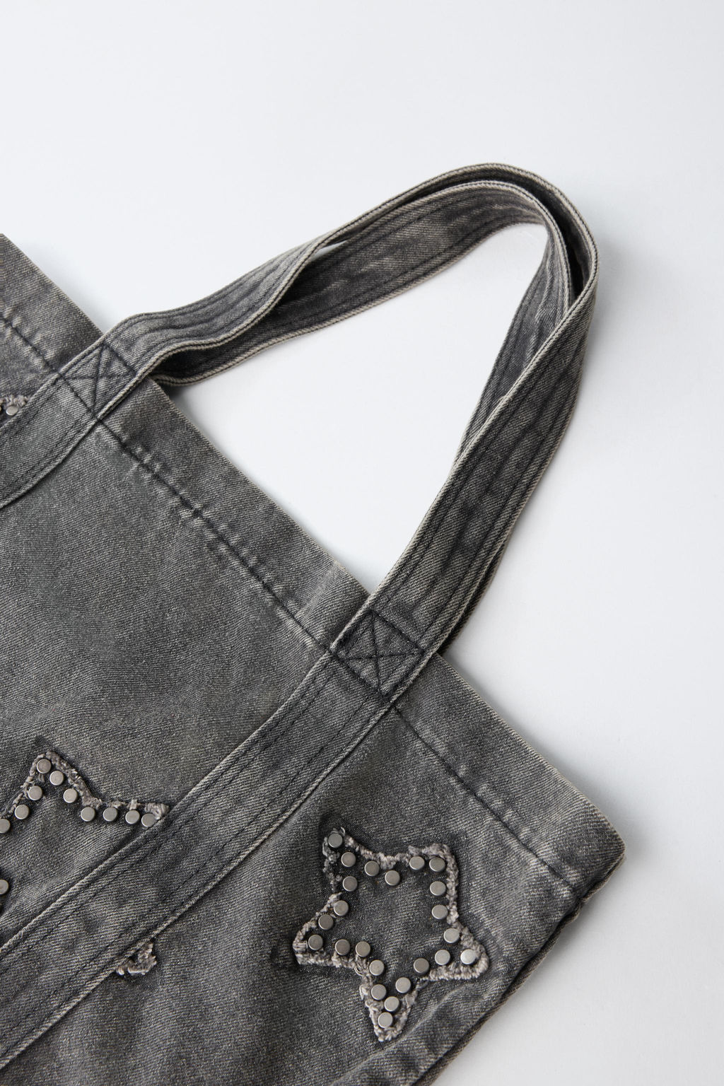 SHOPPER DENIM ESTRELLAS / Negro - Zara фото 3