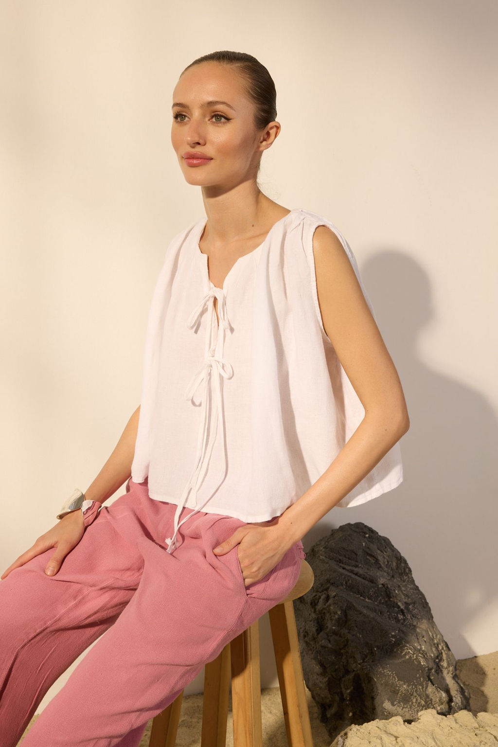 Trendyolmilla Beyaz %100 Keten Baglama Detayl? Bluz TWOSS25BZ00458
