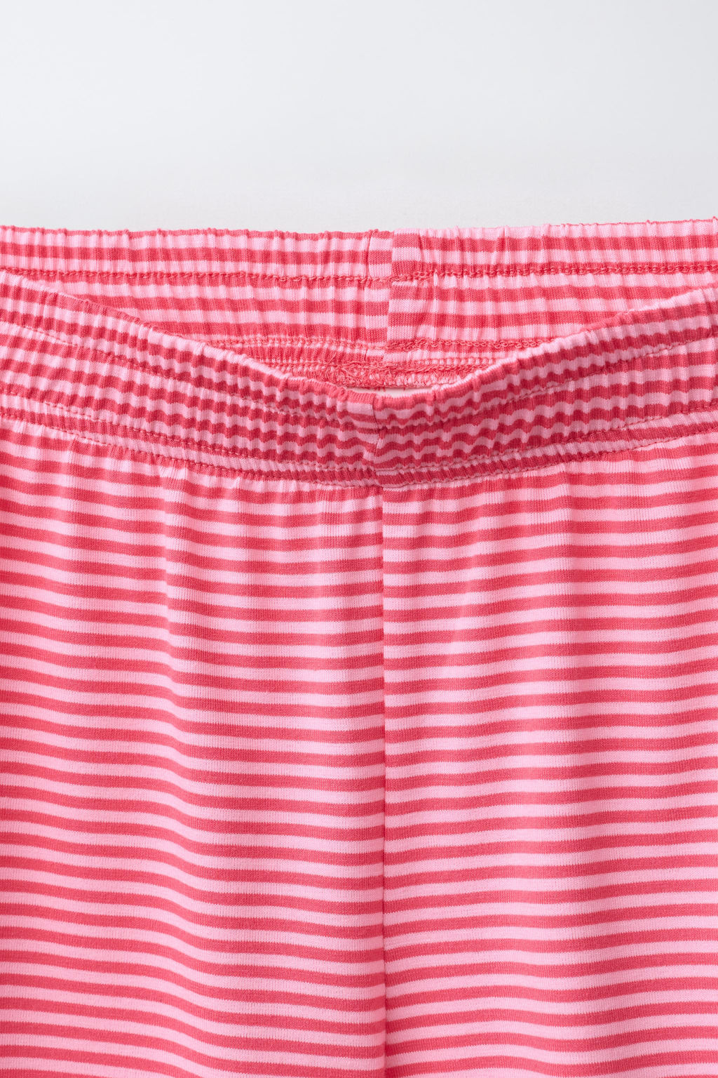 CONJUNTO CAMISETA Y BERMUDA RAYAS / Rosa - Zara фото 8