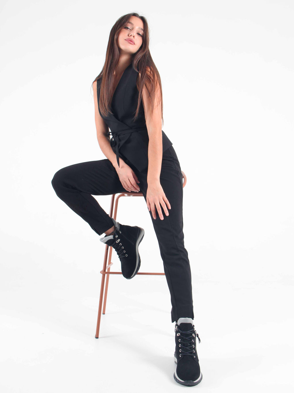 Ботинки 261.uno2bl. черный серый замша/Байка