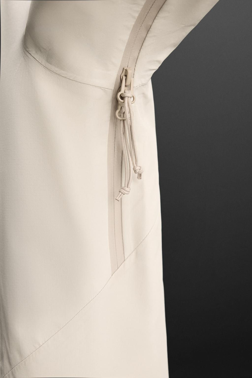 WATERPROOF TECHNICAL JACKET - Zara фото 21