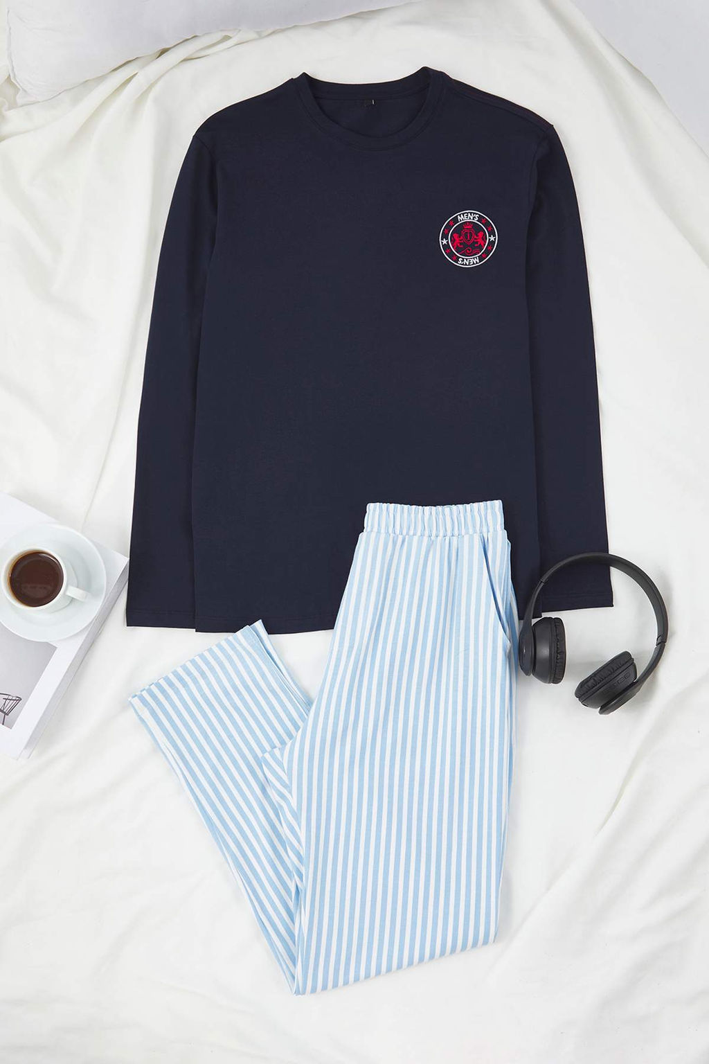 Lacivert Regular Cizgili Orme Pijama Tak?m? TMNAW26PT00056