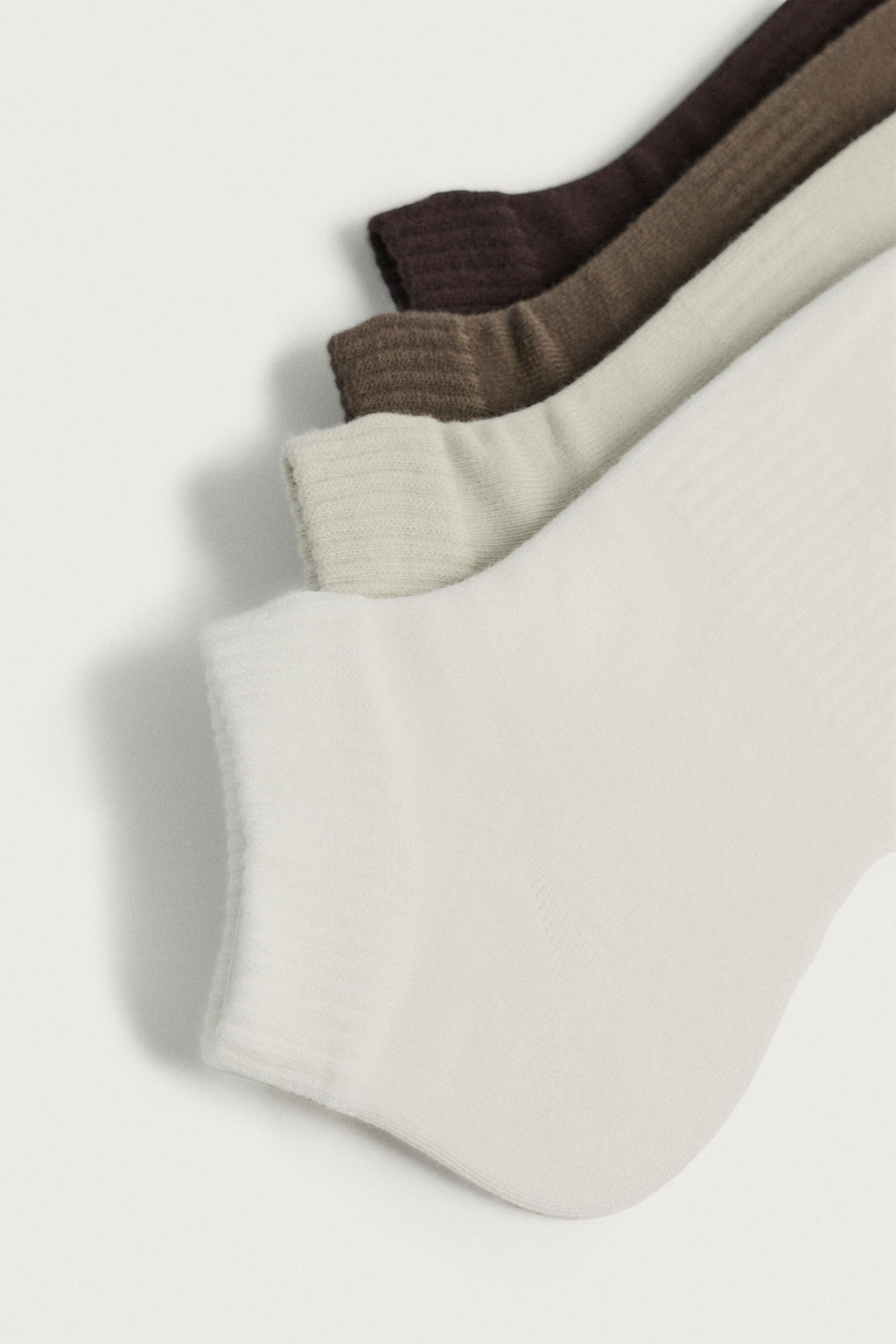CALCETINES CORTOS B?SICOS  PACK 4 / Marr?n - Zara фото 2