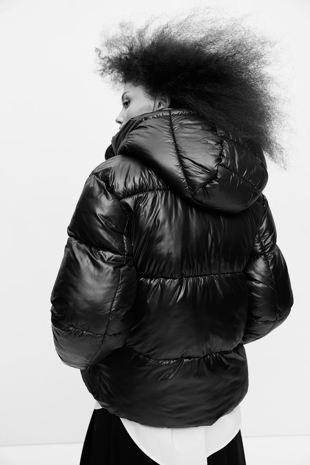 Chaqueta puffy con capucha - H&m фото 6