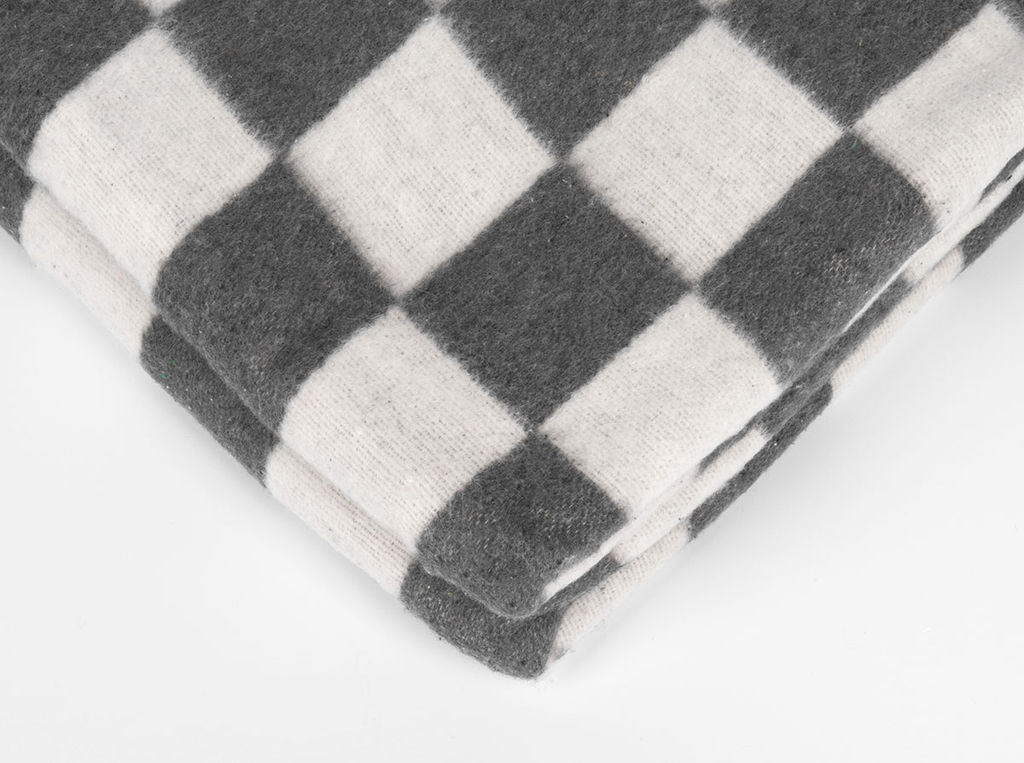 Одеяло байковое 100*140 "Клетка" цв. серый (Россия)