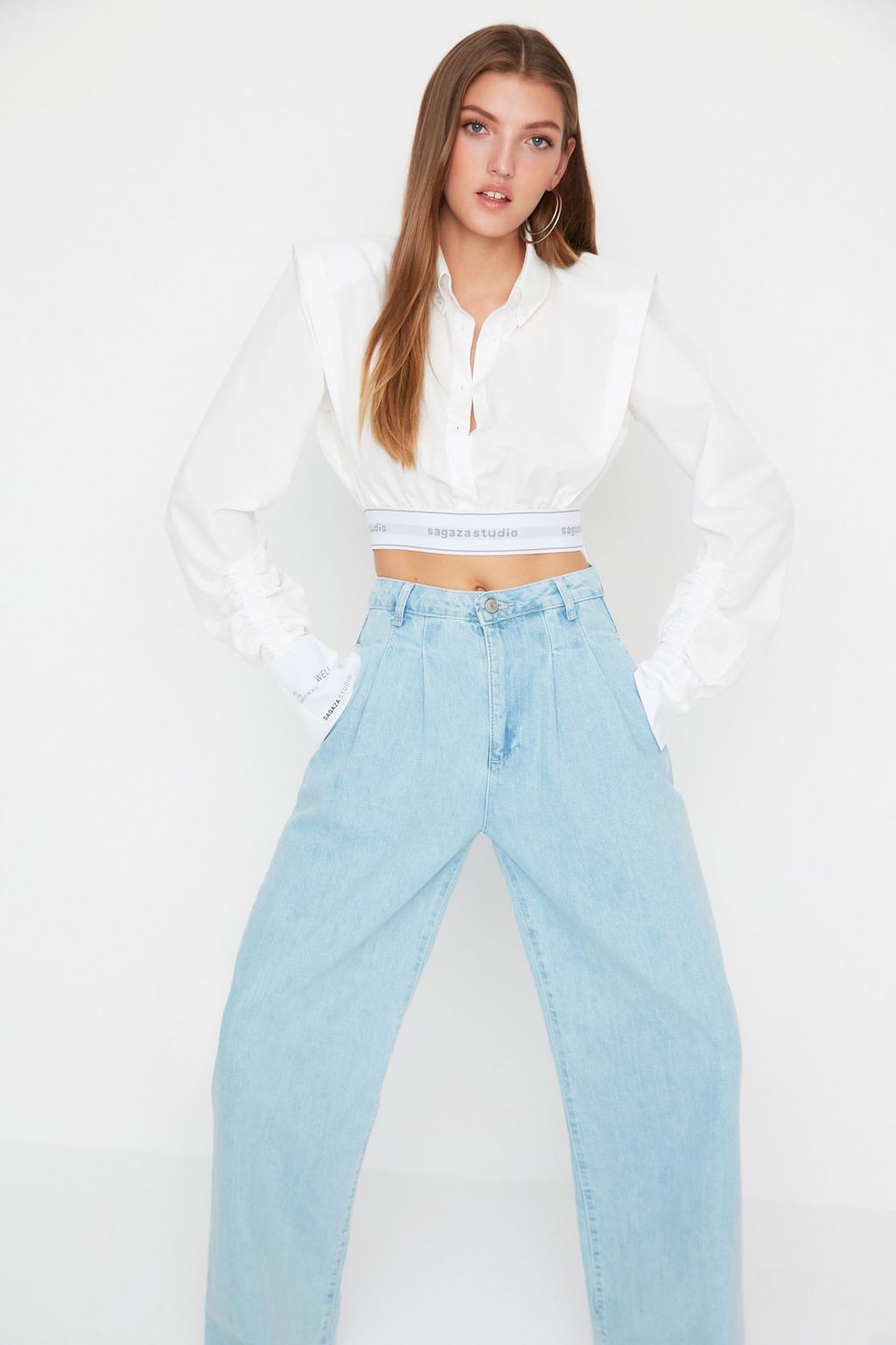 TRENDYOLMILLA X Sagaza Studio Beyaz Crop Dokuma Poplin Gomlek TPRSS22GO00006  фото 3