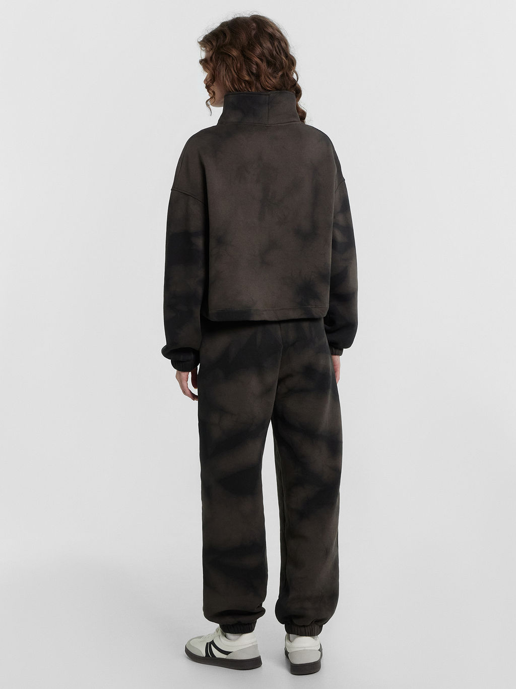 Костюм спортивный женский коричневый с эффектом фаст дай фаст дай на кофе 192474 - Mark formelle фото 3