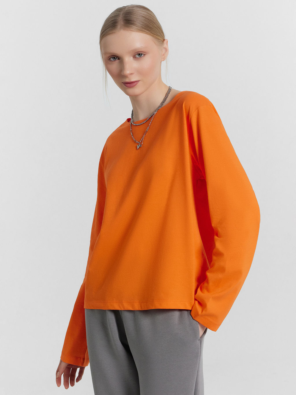 Лонгслив женский оверсаз оранжевый искра 122768