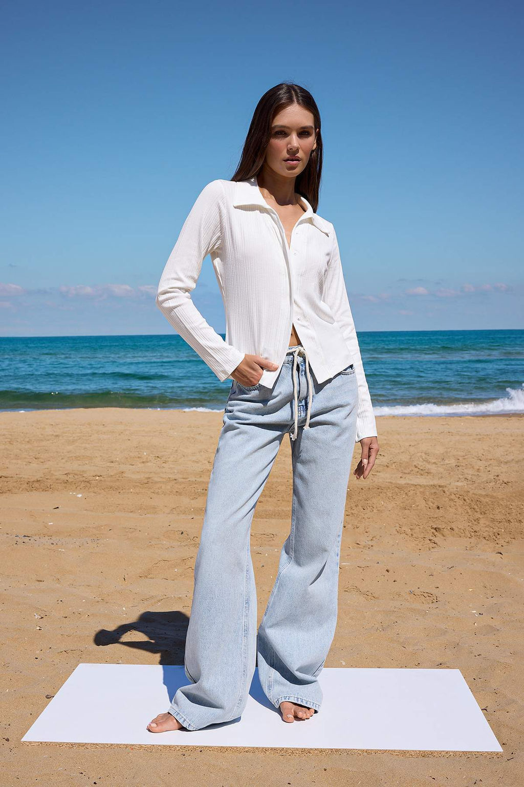 Ekru Polo Yaka Dugmeli Esnek Orme Bluz TWOAW26BZ00201