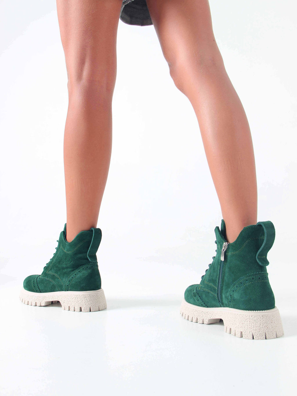 Ботинки 338.1541be. Зеленый замша/Шерсть