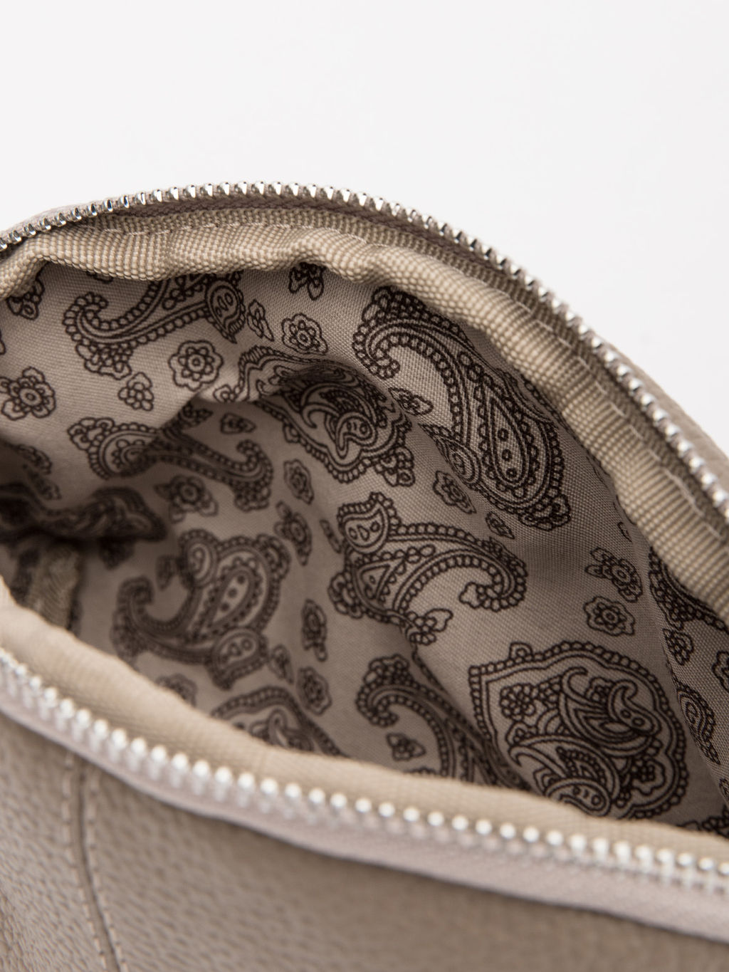 Темно-бежевая косметичка S.Lavia  фото 4