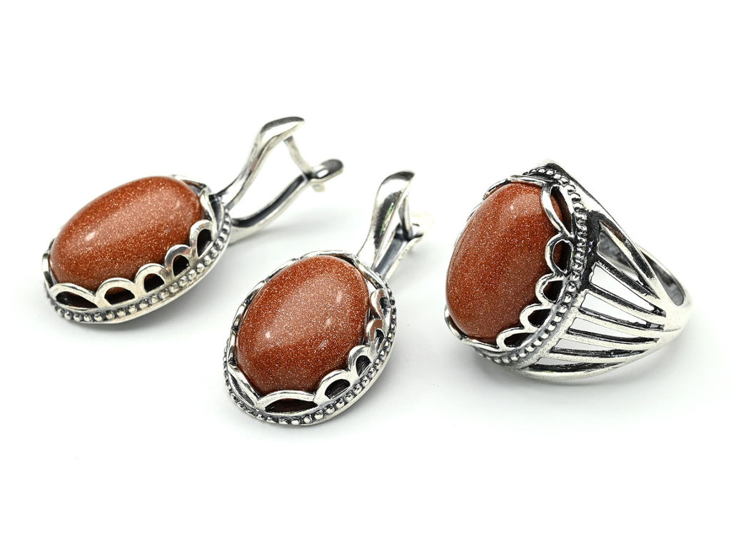 Кольцо Серьги авантюрин имитация размер 18.