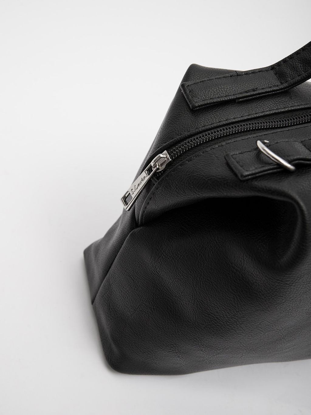 1571 909 01 Сумка женская