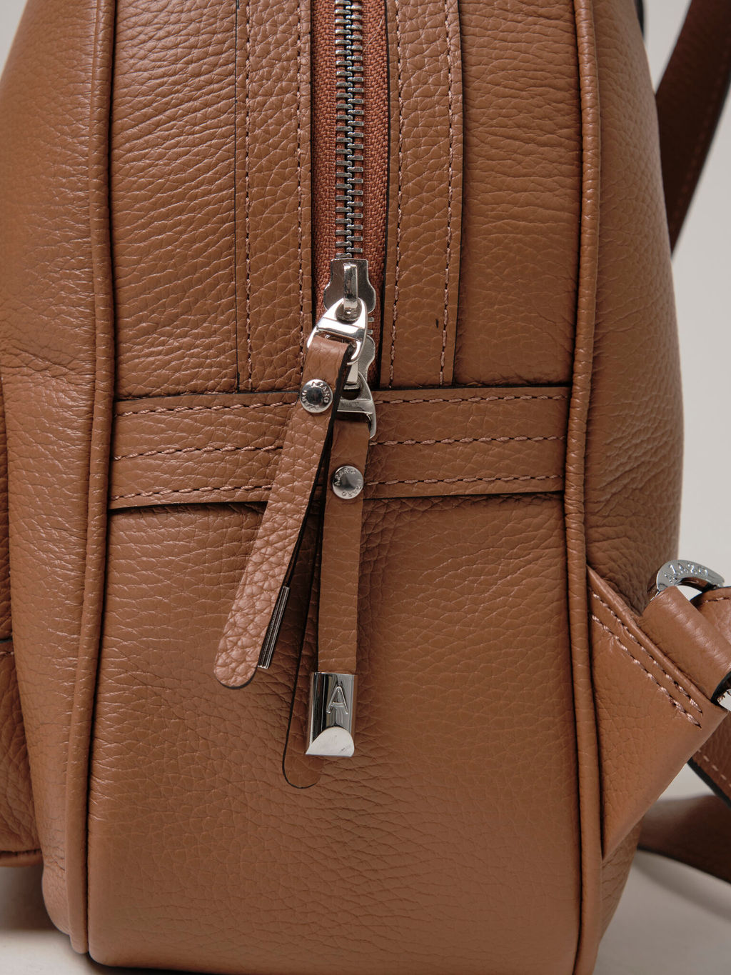 Кожаный рюкзак Azaro 30852 св.орех