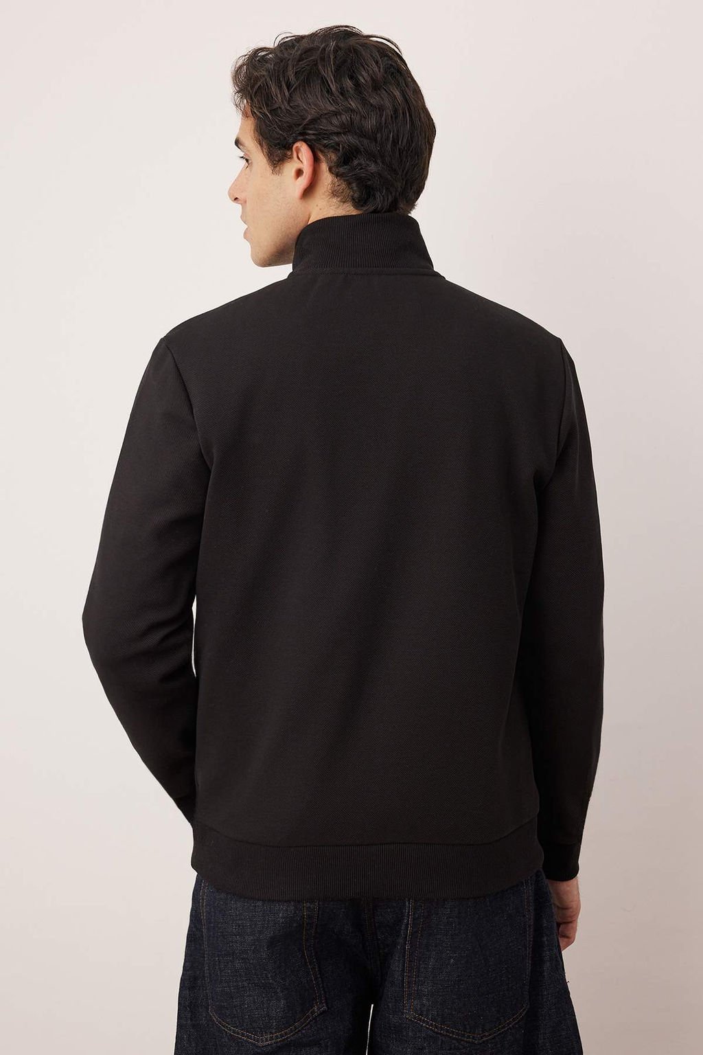 Siyah Regular/Normal Kesim Kal?n Dik Yaka Sweatshirt TMNAW26SW00025 - Trendyolmilla фото 4