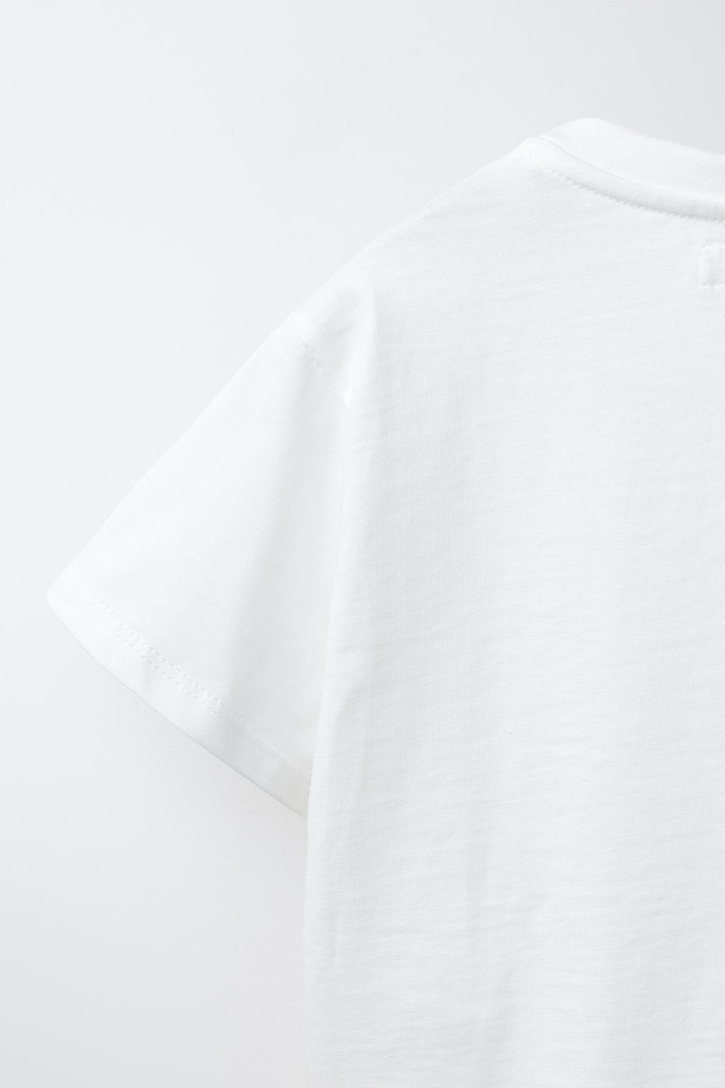 CAMISETA FLORES ORGANZA / Blanco - Zara фото 4