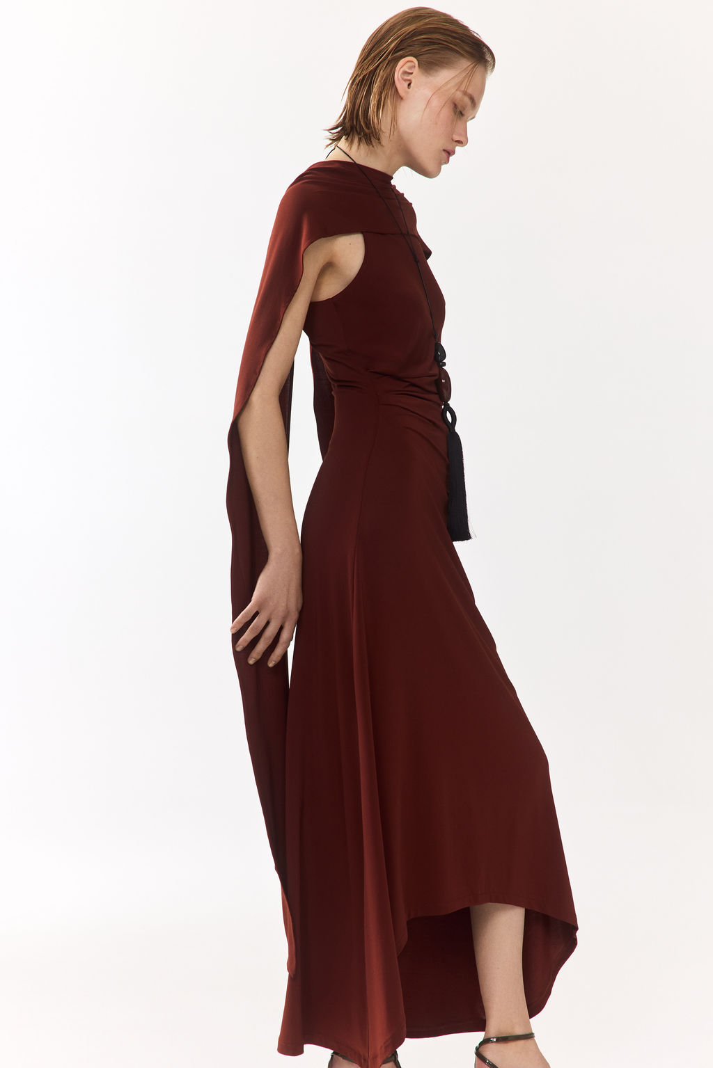 Vestido drapeado con detalle efecto pa?uelo - H&m фото 2