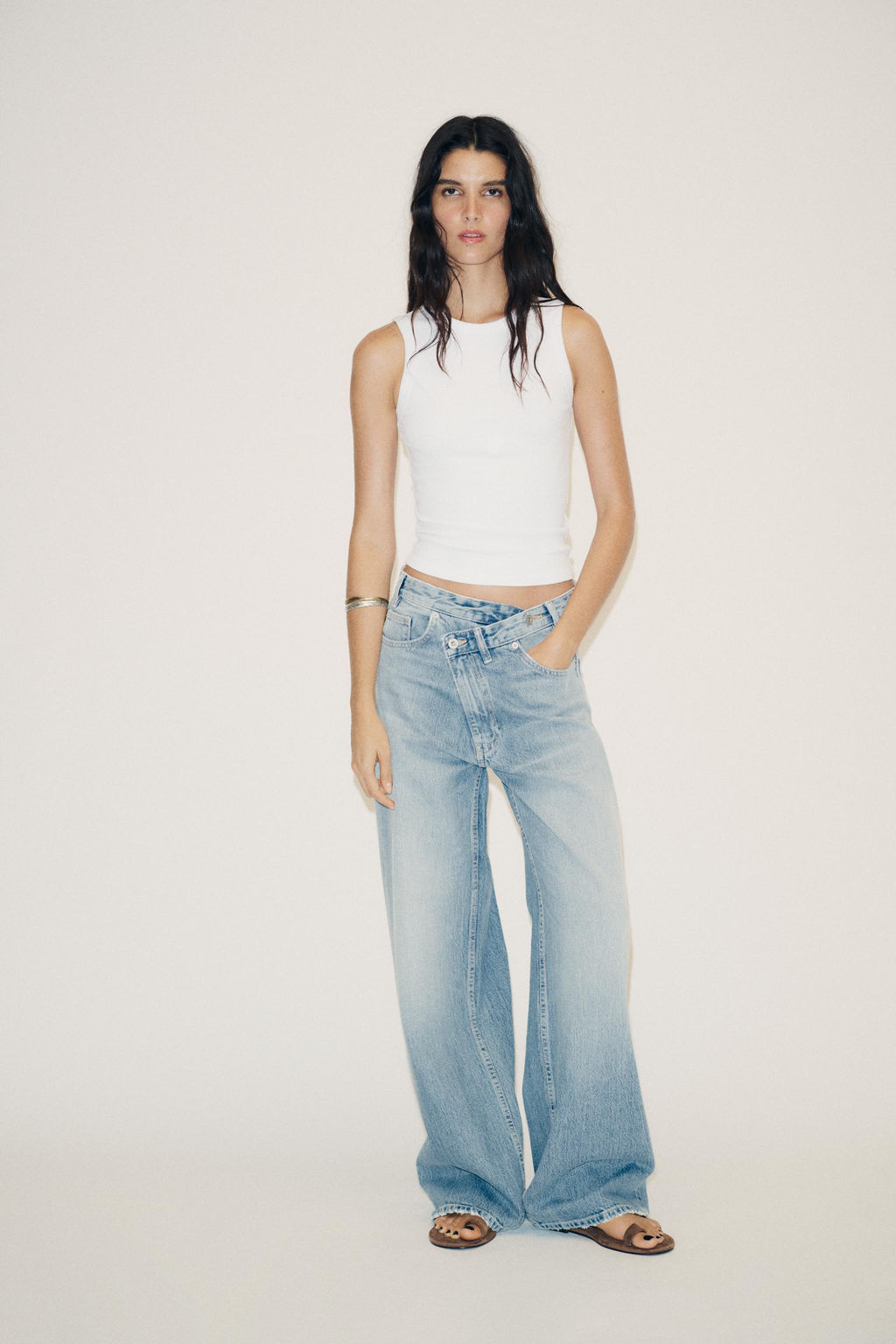TRF WIDE-LEG HIGH-WAIST JEANS WITH CROSSOVER WAIST - Zara фото 19