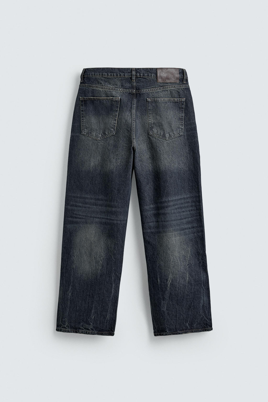 RELAXED STRAIGHT FIT JEANS