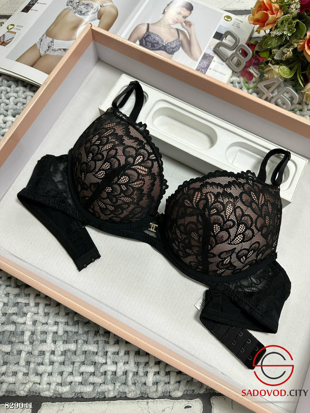 Бюстгальтер на косточках с пуш ап