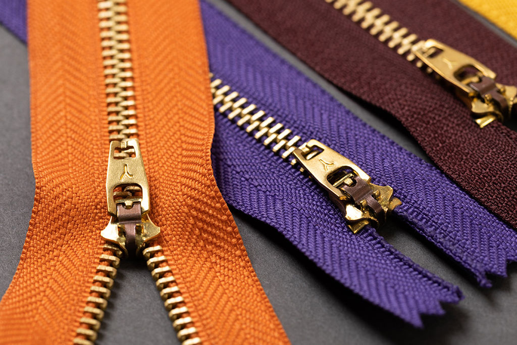 Молния Металл GMD-941 6 см латунь латунь № М-01 Тип 4 10 шт Gamma