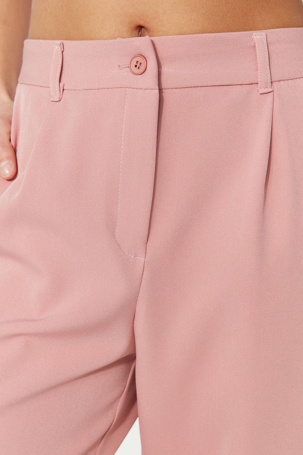 Siyah Yuksek Bel Wide Leg/Genis Paca Pileli Dokuma Kumas Pantolon TWOAW21PL0076