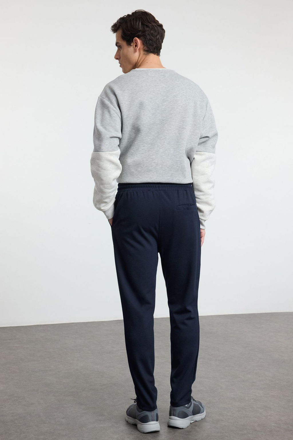 TRENDYOL MAN Ac?k Lacivert Jogger Fit Beli Bagc?kl? Dokulu Kumas Pantolon TMNSS24PL00027 - Trendyolmilla фото 8