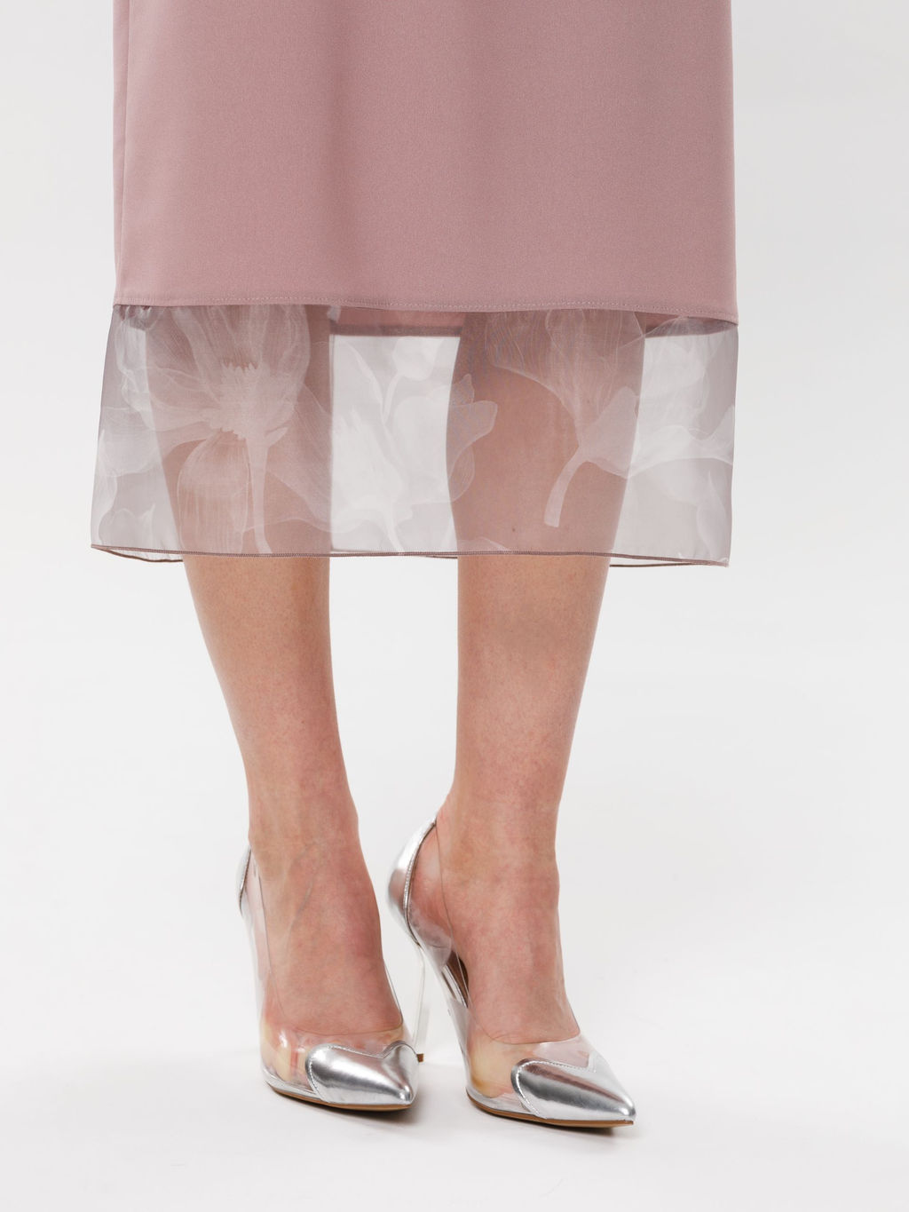 Платье с отделкой из органзы