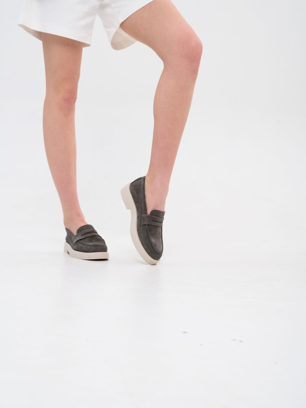 Лоферы туфли EDART 176.1593 be. Серый замок замша  фото 10