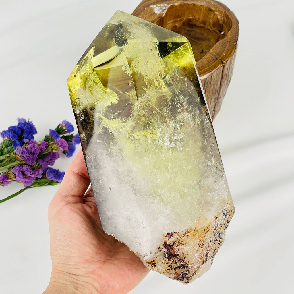 Кристалл из Цитрина