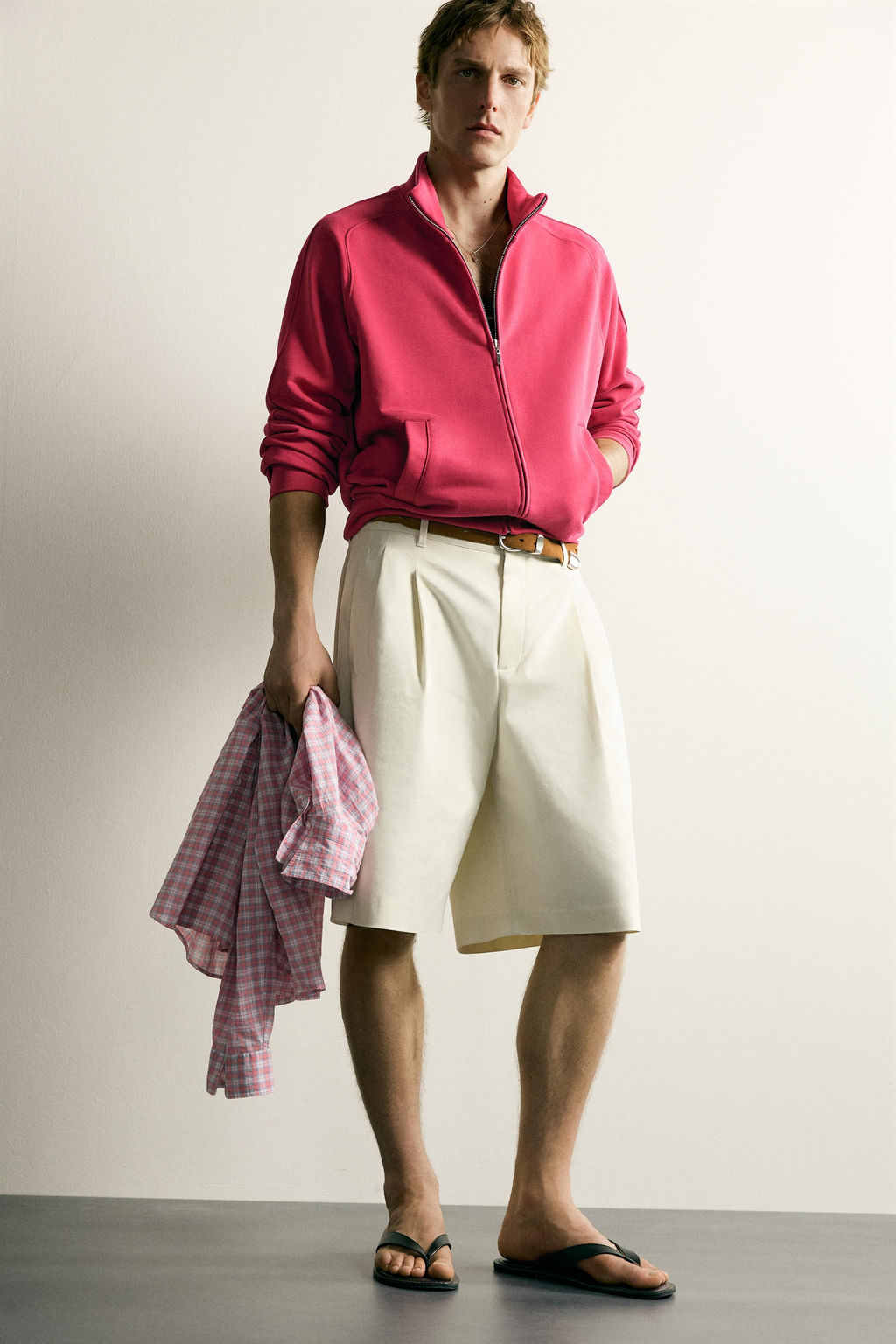 SUDADERA RELAXED FIT CREMALLERA / Fucsia - Zara фото 7