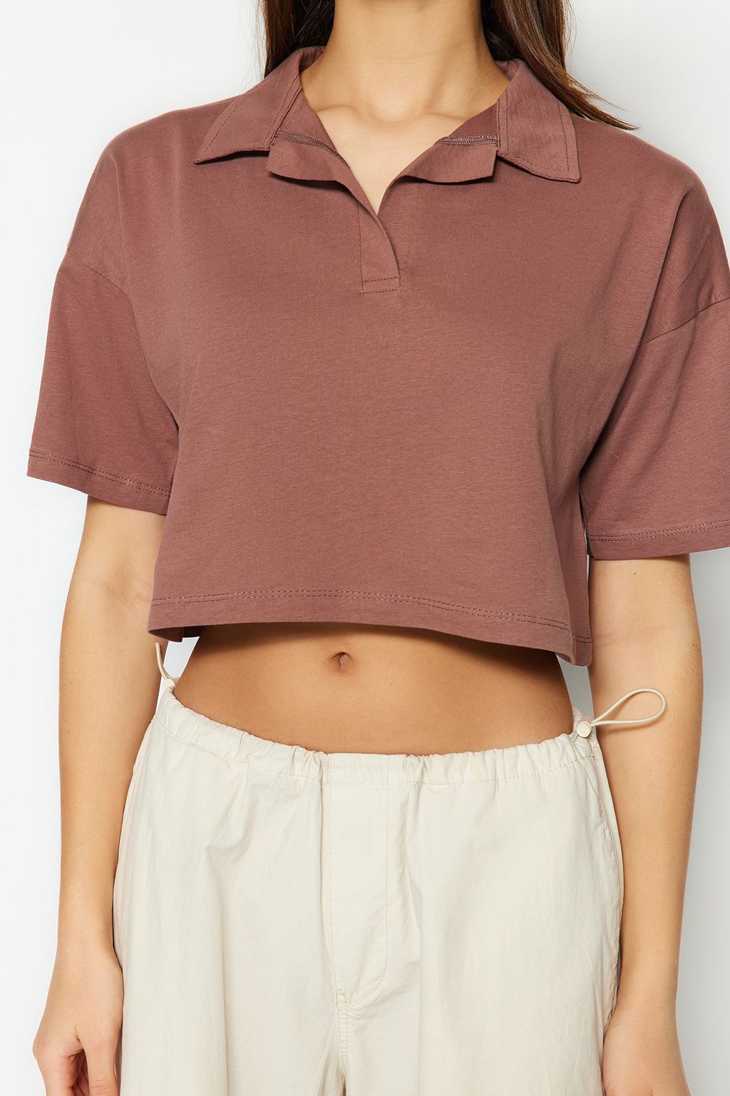 TRENDYOLMILLA Lacivert %100 Pamuk Relaxed/Rahat Kal?p Crop Polo Yaka Orme T-Shirt TWOSS22TS0241 фото 4