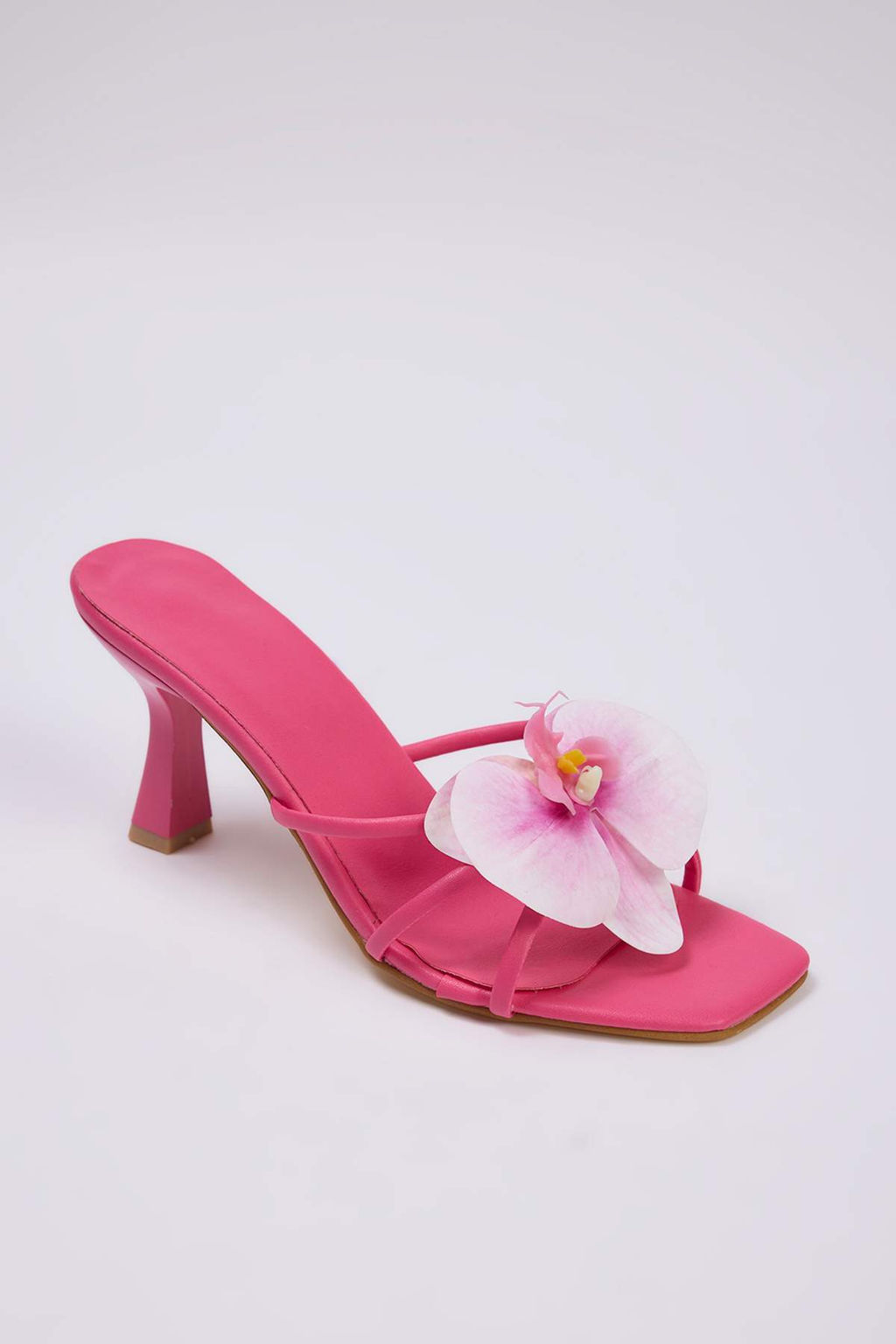 Trendyol Shoes Fusya Cicek Detayl? Kare Burun Kad?n Ince Topuklu Terlik TAKSS25TO00106 - Trendyolmilla фото 9