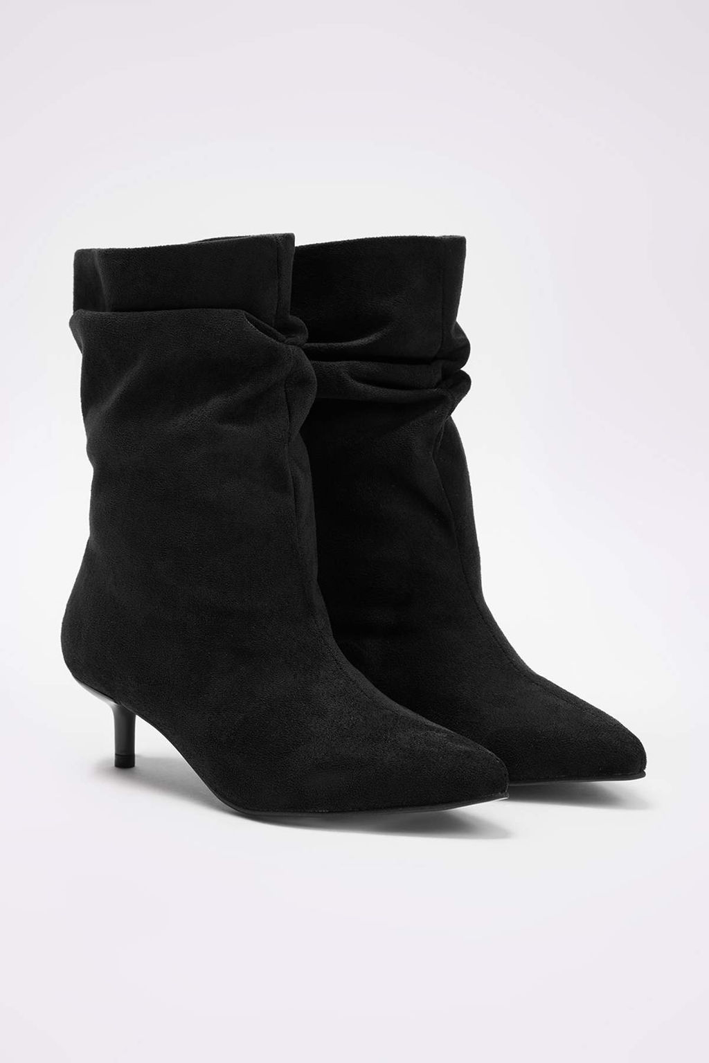 Siyah Suet Sivri Burun Kad?n Kitten Topuklu Yar?m Bot TAKAW26BO00088