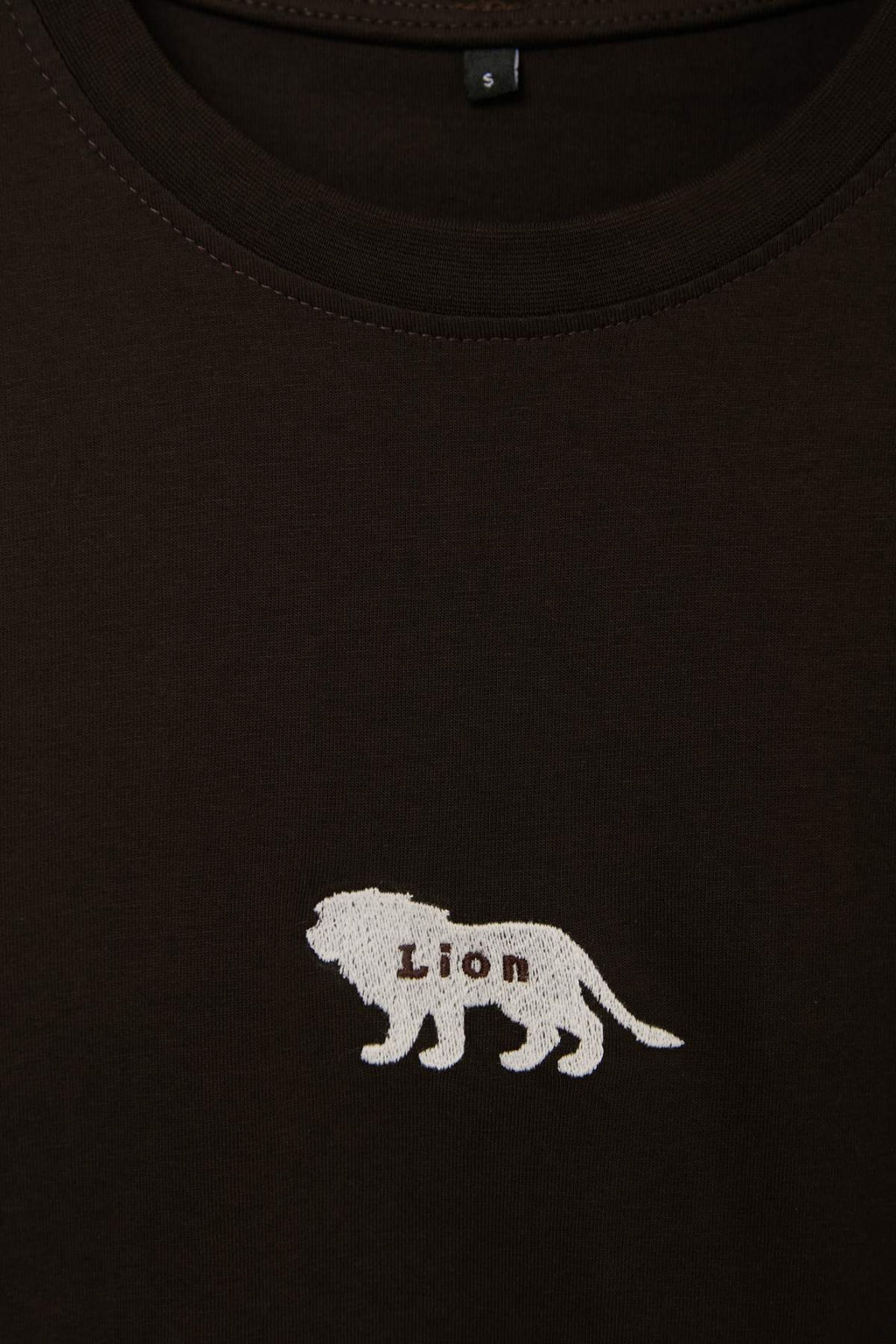 Koyu Kahverengi Regular/Normal Kesim At Nak?s Detayl? %100 Pamuklu T-Shirt TMNSS24TS00056