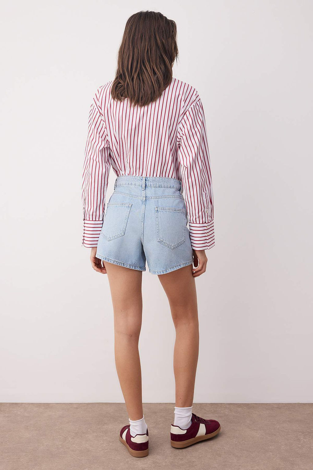 TRENDYOLMILLA Mavi Yuksek Bel Mini Denim Sort TWOSS25SR00178  фото 4