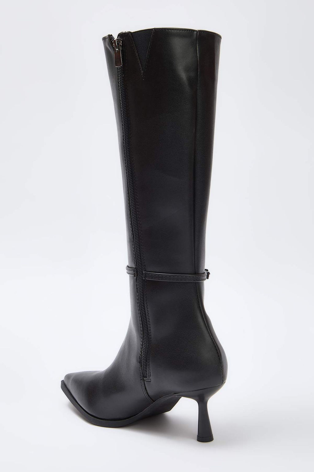 Siyah Bant Toka Detayl? Sivri Burun Ince Topuklu Cizme
TAKAW26CZ00011 - Trendyolmilla фото 4