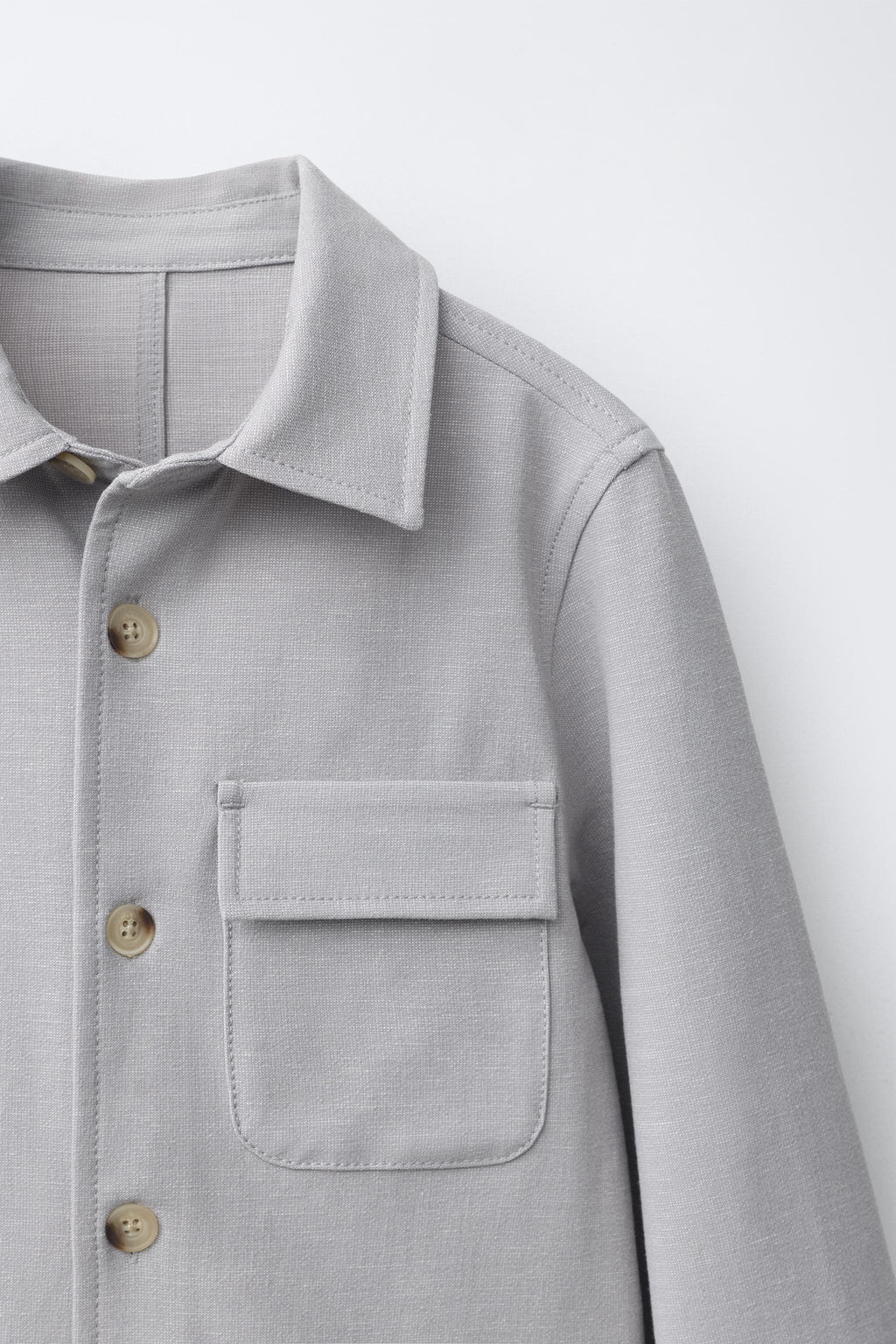 SOBRECAMISA BOLSILLO / Gris perla
