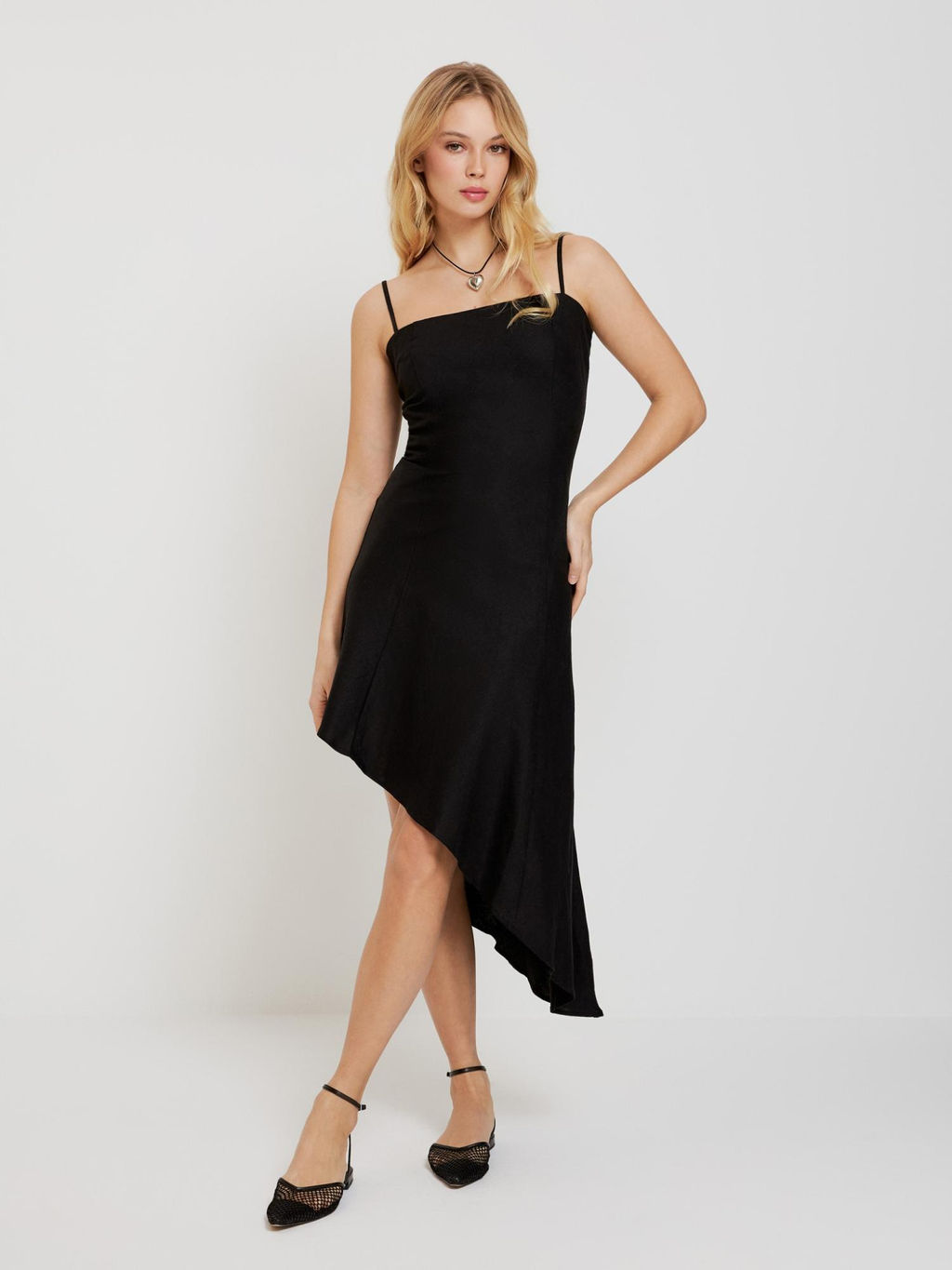 10200201007 Платье жен. Clover черный